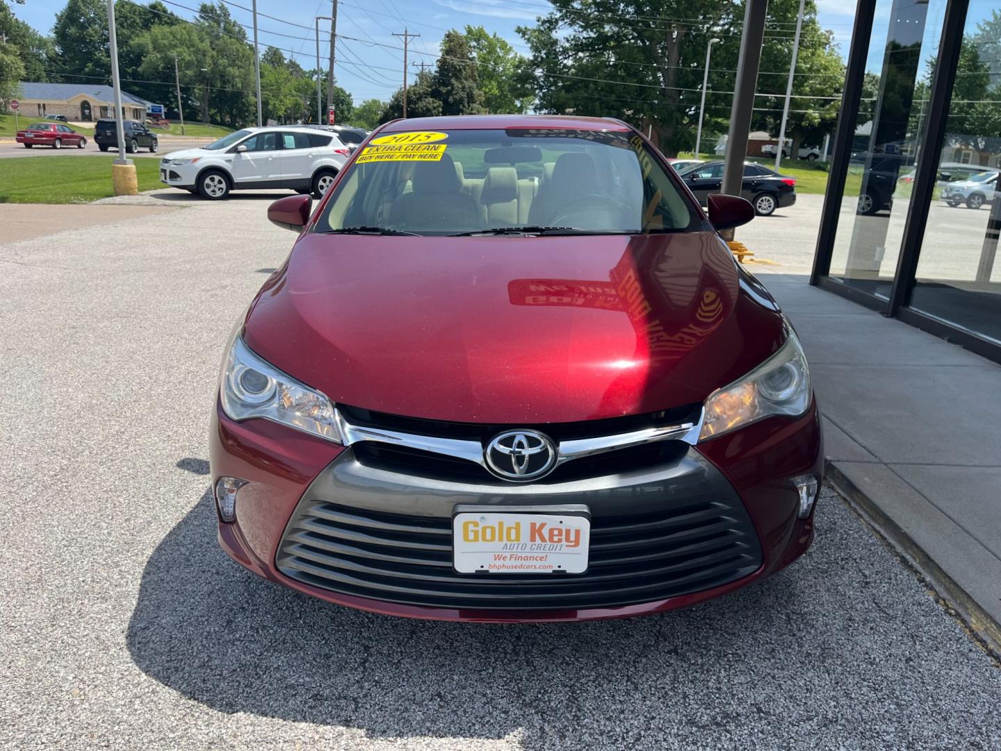 2015 Ruby Flare Pearl Toyota Camry LE (4T1BF1FKXFU) with an 2.5L L4 DOHC 16V engine, 6-Speed Automatic transmission, located at 1633 W Kimberly, Davenport, IA, 52806, (563) 323-5341, 41.559456, -90.598732 - Photo#1